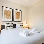 2br Flat In Bonfim W/ Ac & Balcony By Lovelystay * Πόρτο