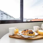 2br Flat In Bonfim W/ Ac & Balcony By Lovelystay Διαμέρισμα