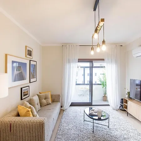 Апартаменты 2br Flat In Bonfim W/ Ac & Balcony By Lovelystay