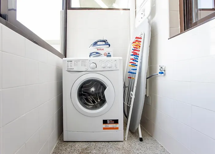 2br Flat In Bonfim W/ Ac & Balcony By Lovelystay Oporto