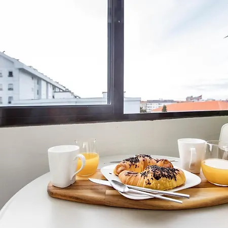 2br Flat In Bonfim W/ Ac & Balcony By Lovelystay アパート