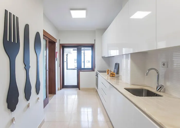 Apartamento 2br Flat In Bonfim W/ Ac & Balcony By Lovelystay