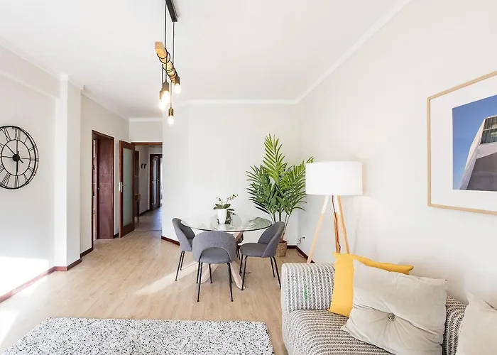 Apartamento 2br Flat In Bonfim W/ Ac & Balcony By Lovelystay *