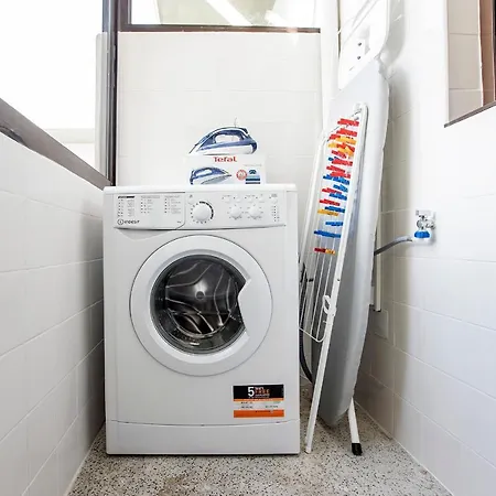 2br Flat In Bonfim W/ Ac & Balcony By Lovelystay Oporto